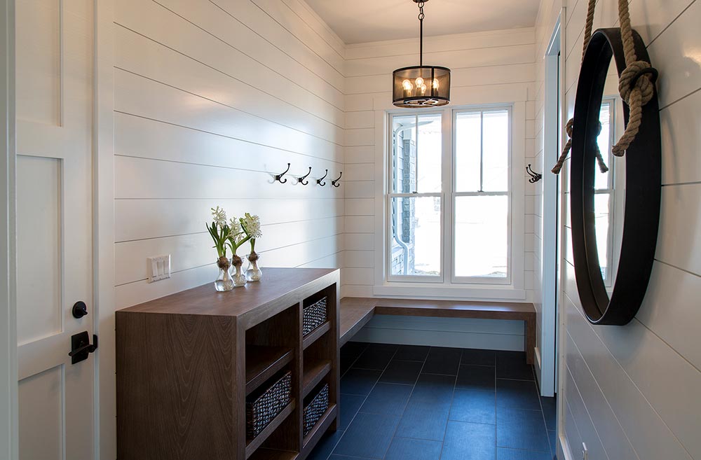 Copper Oaks Mudroom