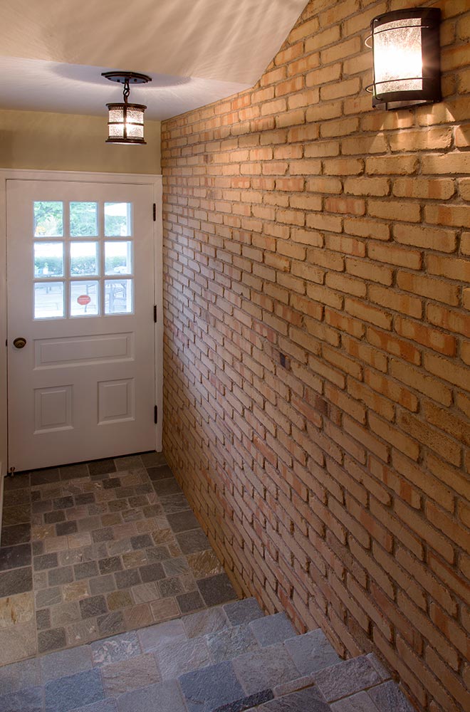 Vintage Kitchen Revision Brickwall Entrance